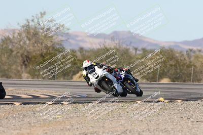 media/Dec-06-2025-CVMA (Sat) [[4a896cc04c]]/Race 4-Formula Middleweight/